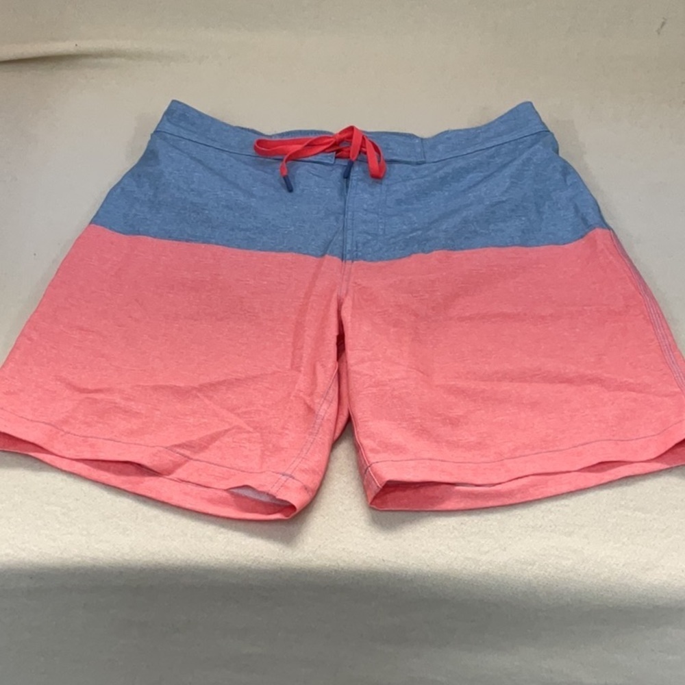 EUC Mens southern tide swim trunks